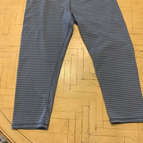 Kyodan Gray Striped Capri Leggings S Athletic A32 - Picture 4 of 10